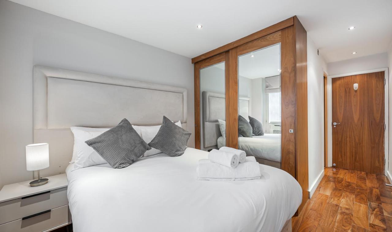 Elegant Ground Floor Apartment With Ac In Knightsbridge Steps Away From Harrods Londres Exterior foto